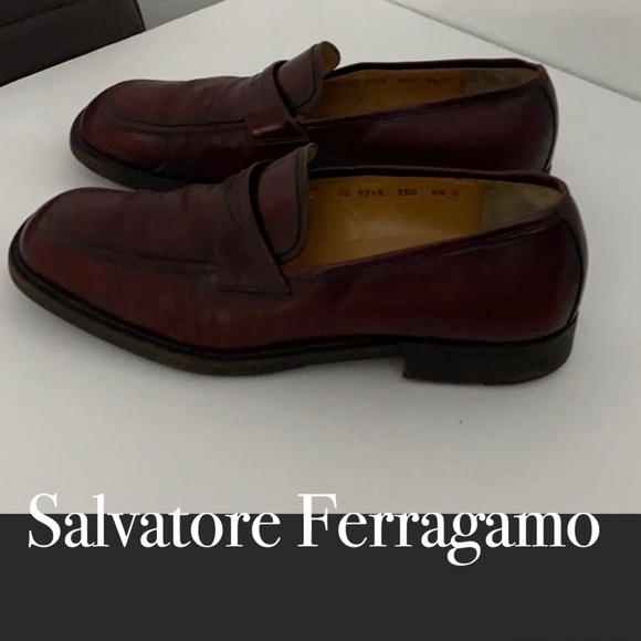 Salvatore Ferragamo vtg men’s leather loafers 8.5 main image 6